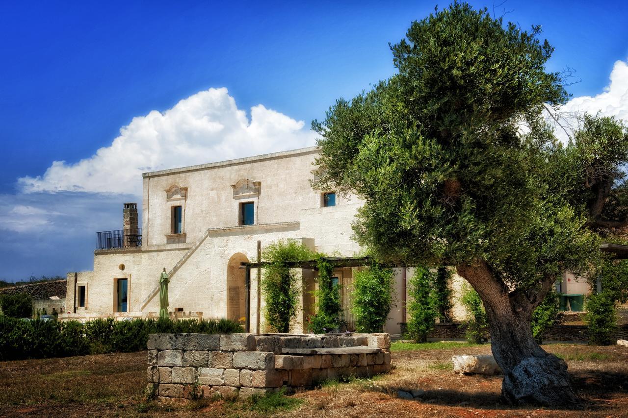 Masseria Le Fabriche Guest House Maruggio Bagian luar foto