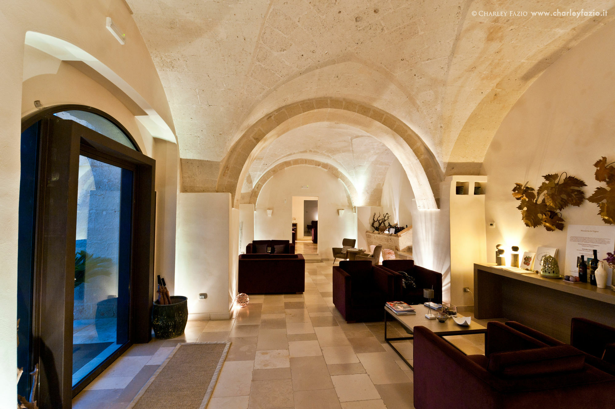 Masseria Le Fabriche Guest House Maruggio Bagian luar foto